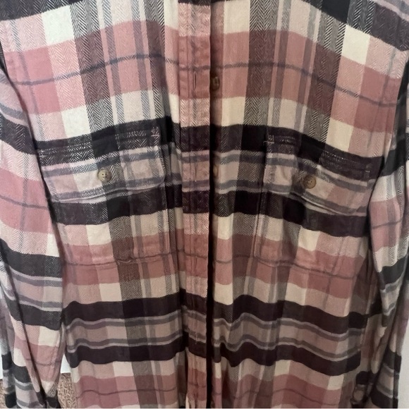 American Eagle Outfitters Soft Plaid classic fit flannel Shirt - Picture 2 of 6